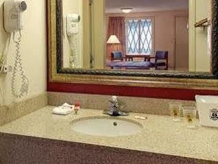 Mayfield Inn Clarion Esterno foto